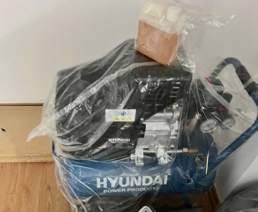 Compresor Hyundai AC2402, 24 L, 8 bar, 180 L/min