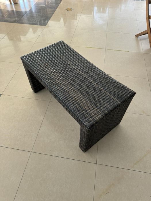 Ратанови кафяви маси