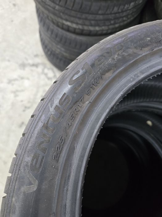 4 Броя 225/45/17 Hankook 2x7,5mm 2x7mm