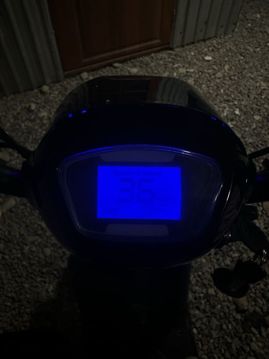 продам ск8 электро мопед