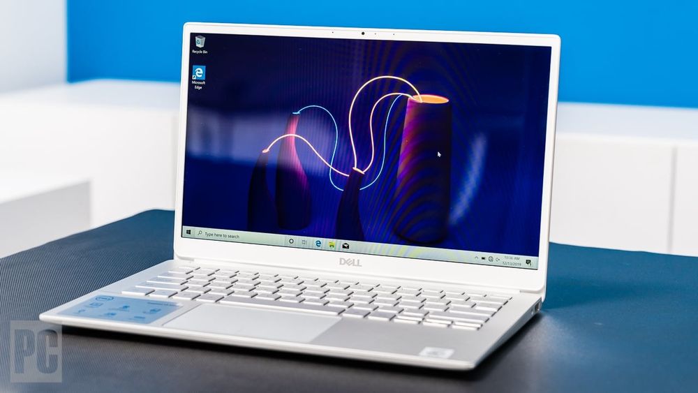 Dell Inspiron 5000 13 core i3 10110u 4Gb 128Gb