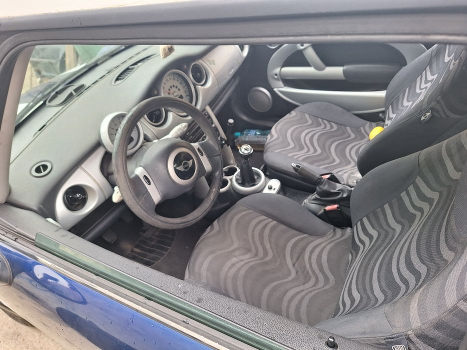 Dezmembrez mini cooper  1.6 benzina