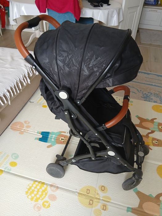 Продам детскую коляску