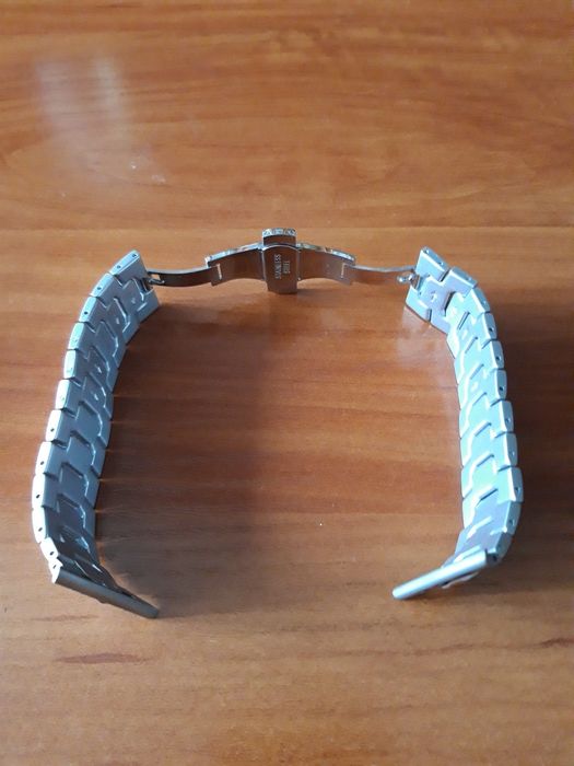 Абсолютно новый браслет