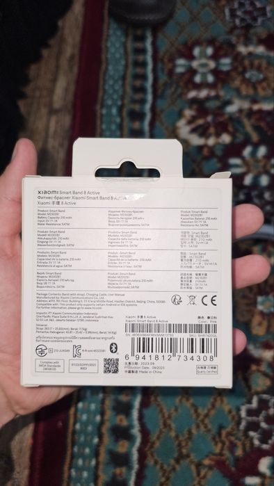 Xiaomi Smart Band 8 Active aqlli soati sotiladi, rangi oq.
Plombasi oc