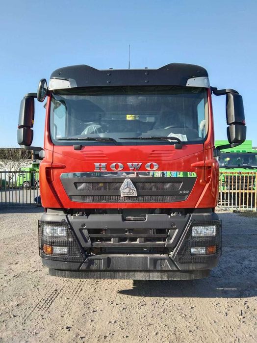 Самосвал HOWO 15 тонн