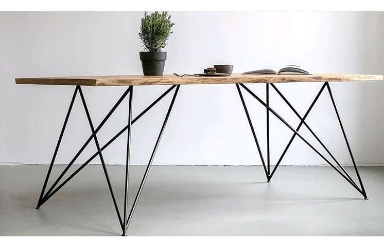 Продаю стол из карагача