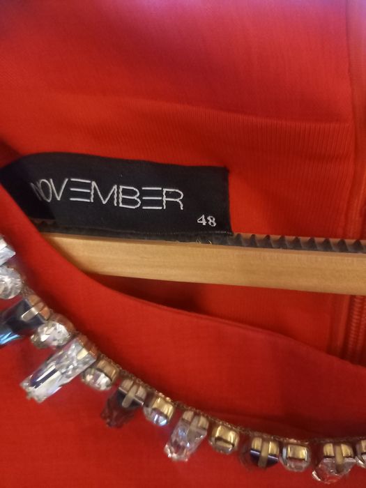 Платье женское,красное, разм54