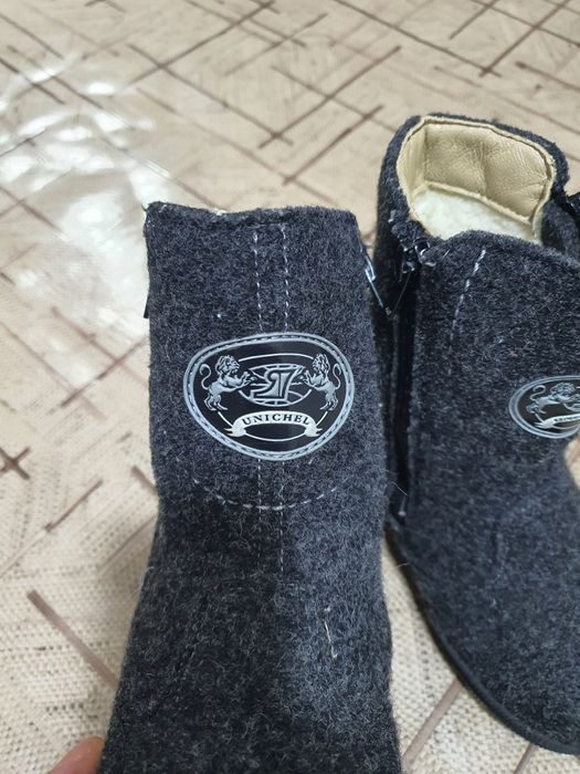 Продам валенки детские