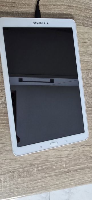 Tabletă Samsung GALAXY Tab E stare impecabilă