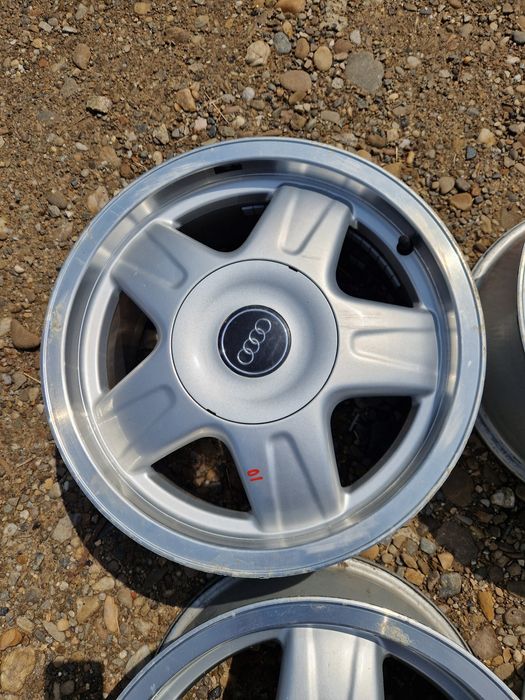 Jante aliaj Audi B4 ET37 R15