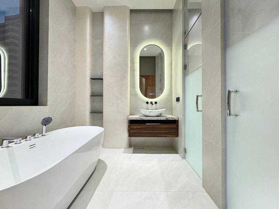 Жк Infinity-Сдается новая 3-х комнатная в престижном комплексе!