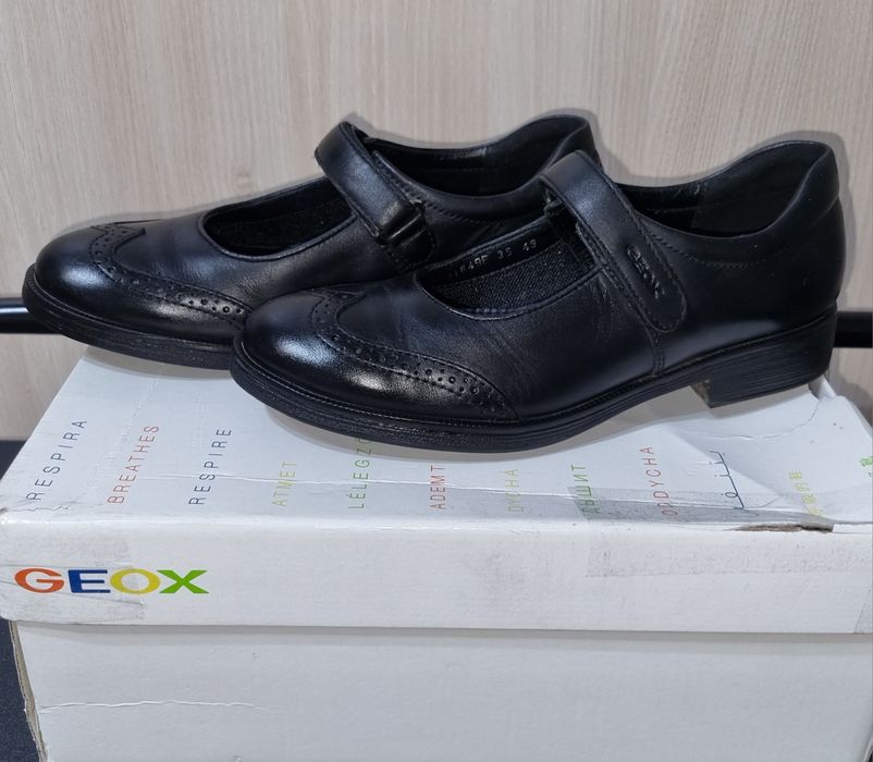 Balerini Geox din piele naturală mărime 35