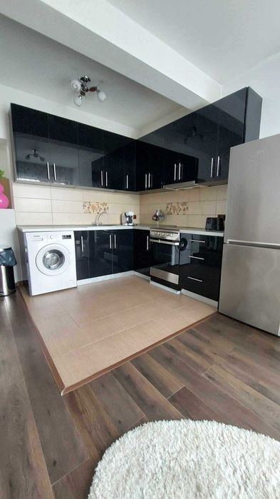 Inchiriez apartament cu 2 camere zona Ira