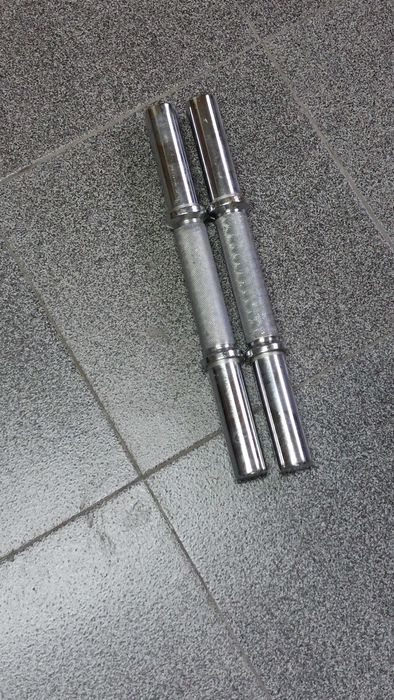 Ръкохватка (къс лост) за поставяне на тежести с диаметър 31мм.