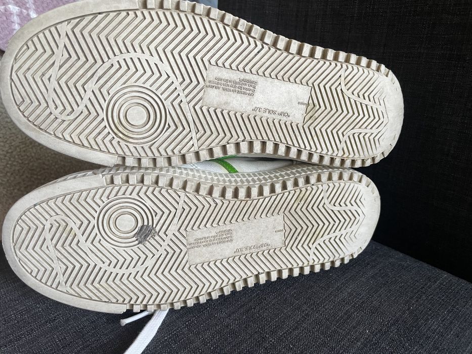 Продам кеды в отличном состоянии оригинал  Off-White