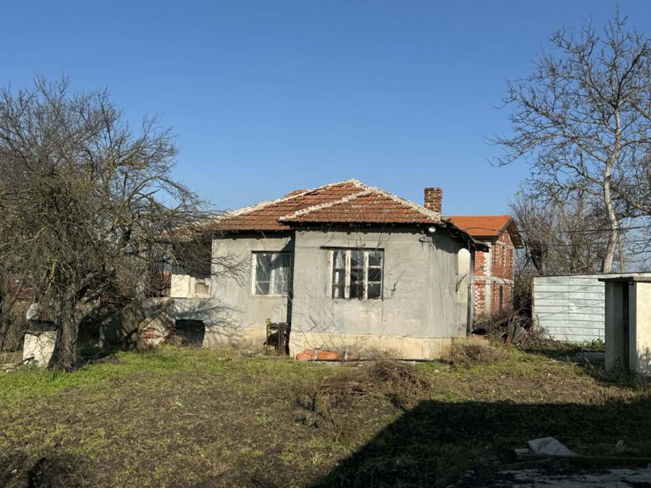 Продавам/Разменям Къща в село Роза