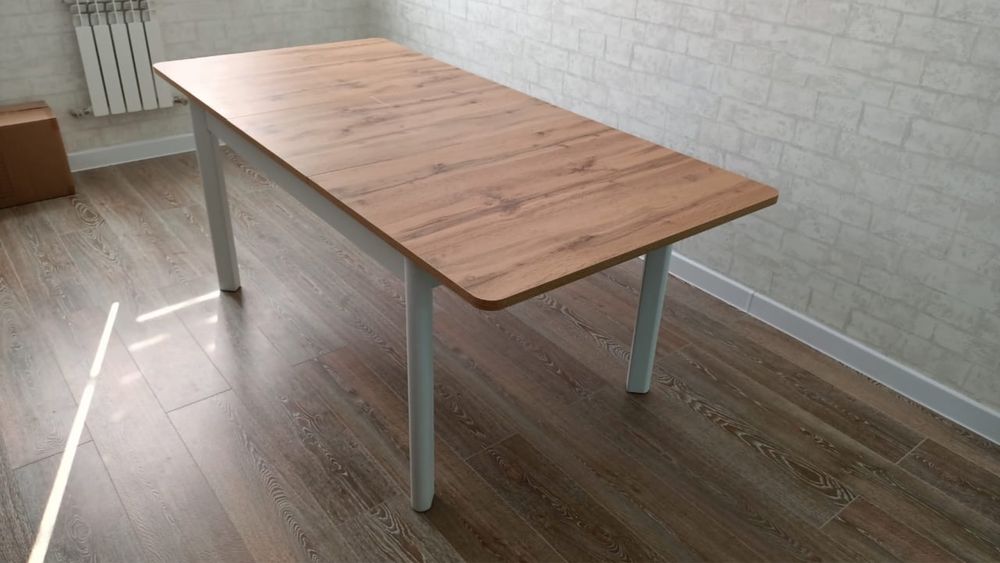 Стол кухонный обеденный