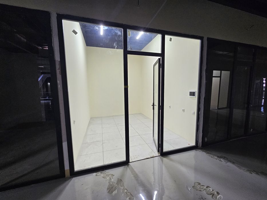 Stroy mart Ibn Sino 14 kv dokon , sklad uzumga  ofis