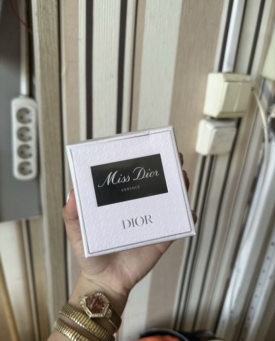 Miss dior essence