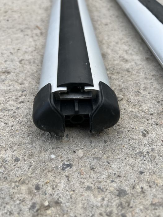 Греди Thule Aerobar 127см