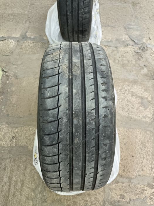 Покрышка мерседес