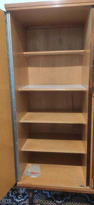 Продам сервант из ссср