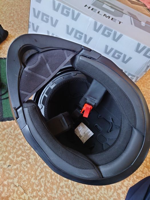 Мотор шлем VGV матовый новый.