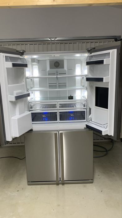 Frigider Side by Side cu patru uși