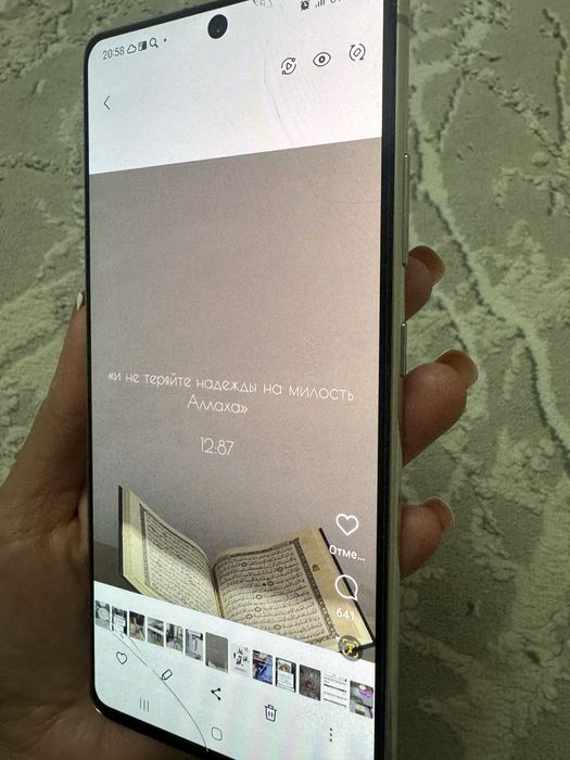 Продам самсунг s10