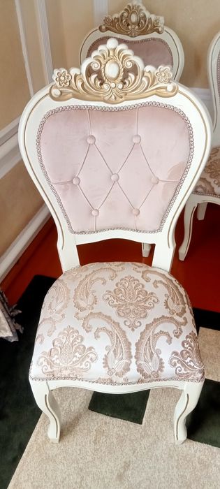 Стол Стулья для гостиной