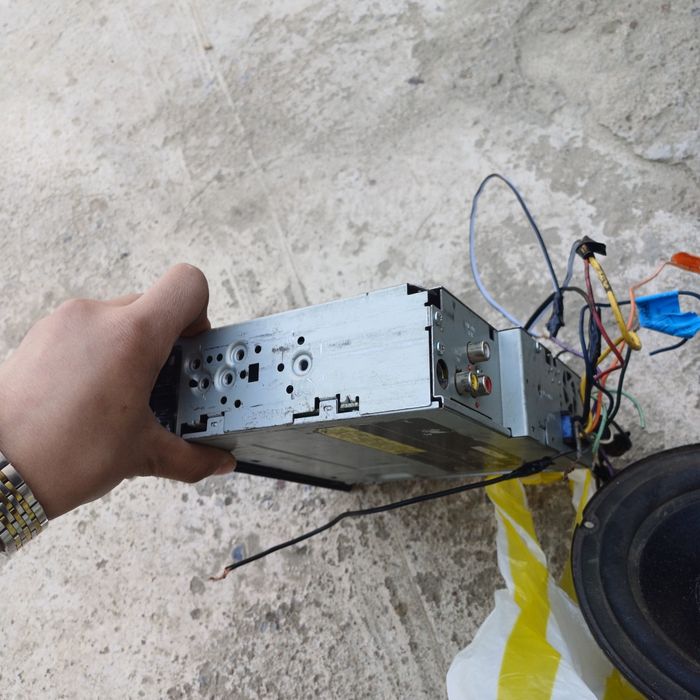 Мафон JVC KD-DV5606