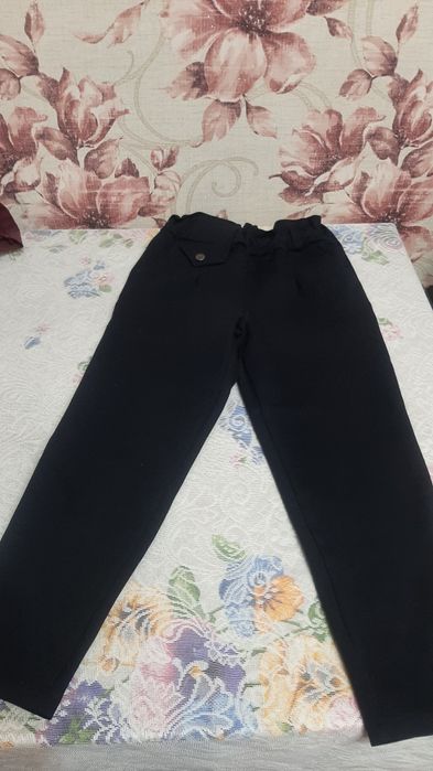 Платье нарядное.синее. Брючки школьные.