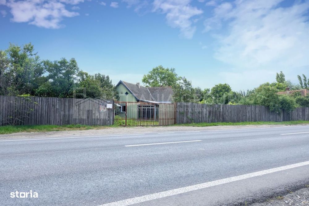 Casă cu teren 2.200 mp și deschidere la DN13 | Zonă mixtă | Brașov, St