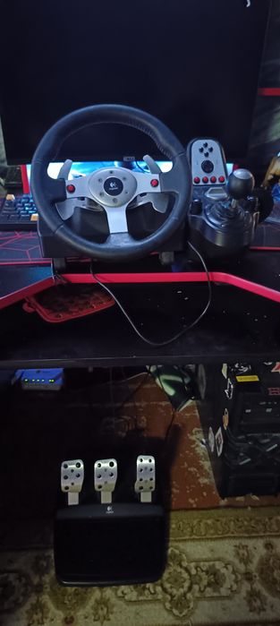 Продам руль Logitech G25