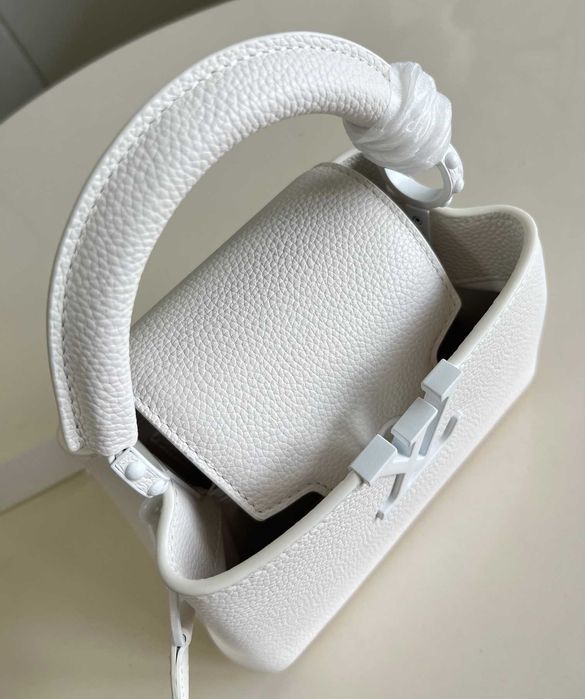 Geanta LV Louis Vuitton Capucines 21cm alb, Premium