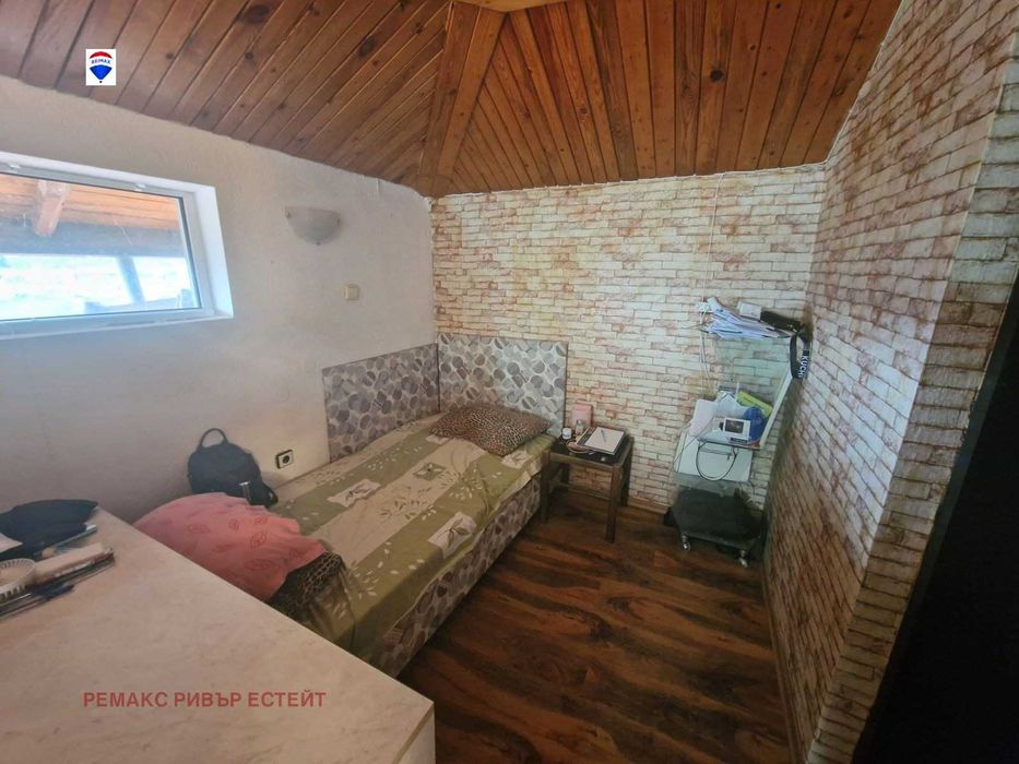 Селска къща за продажба в с. Красен, обл. Русе