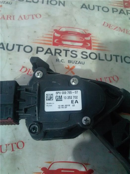 Pedala acceleratie 2.0D chevrolet cruze an fabr. 2010