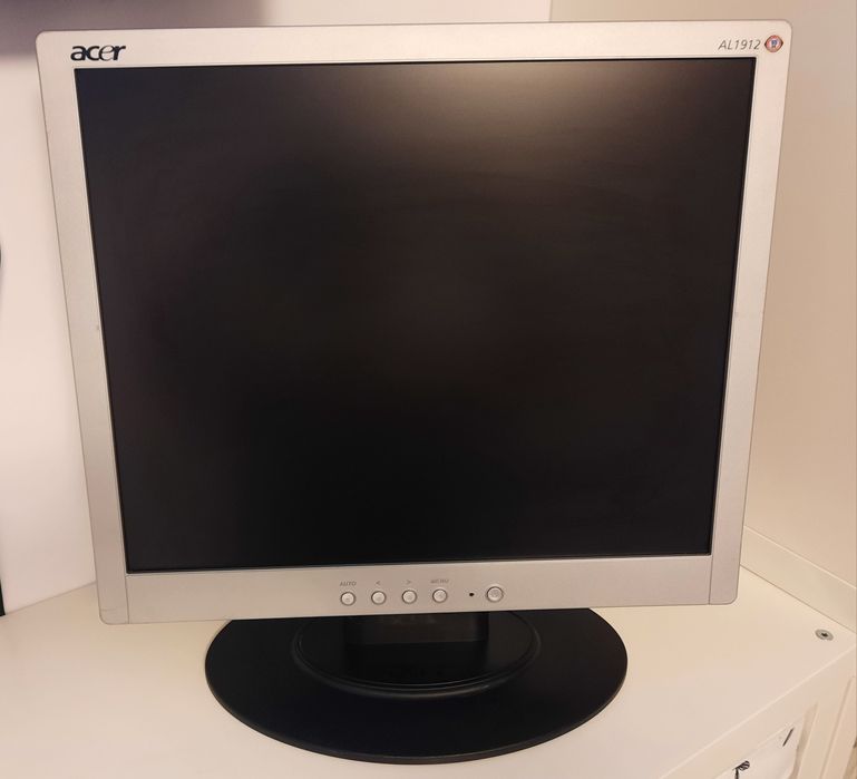 Vând monitor Acer AL1912, funcțional, Cabluri inclusiv, d