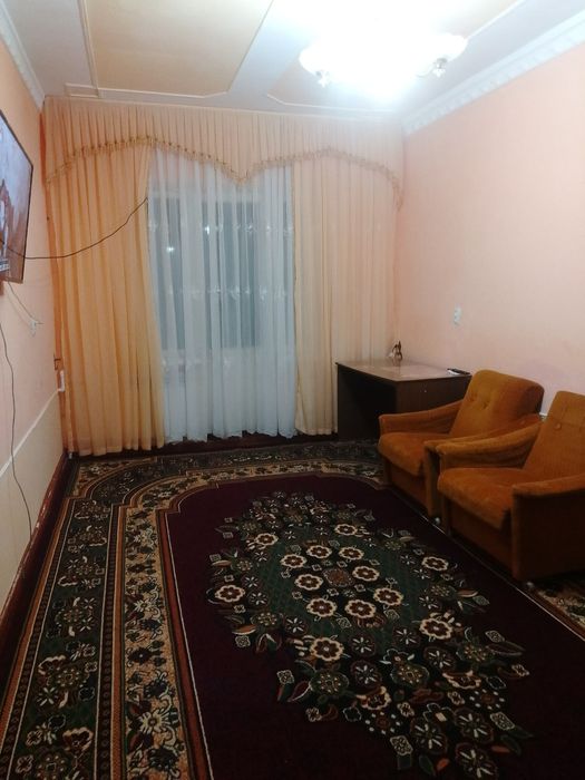 Uy sotiladi 3 xonali