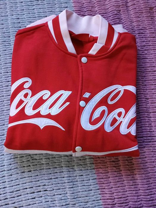 Яке / суитшър Coca Cola размер L.