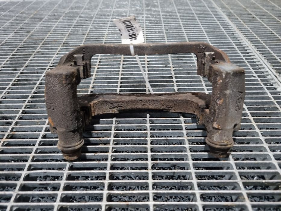 Suport etrier dreapta fata Toyota Rav 4 IV 2.0 Diesel - Manuala 6 Trepte SUV 4 ...