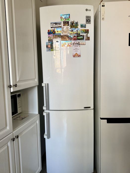 Холодильник LG Smart Inverter, 2 камеры