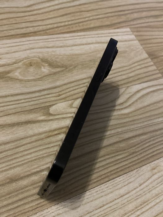 iPhone 14 PRO , 93 % Bateria