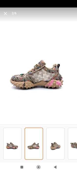 Екстравагантни сникърси Goja