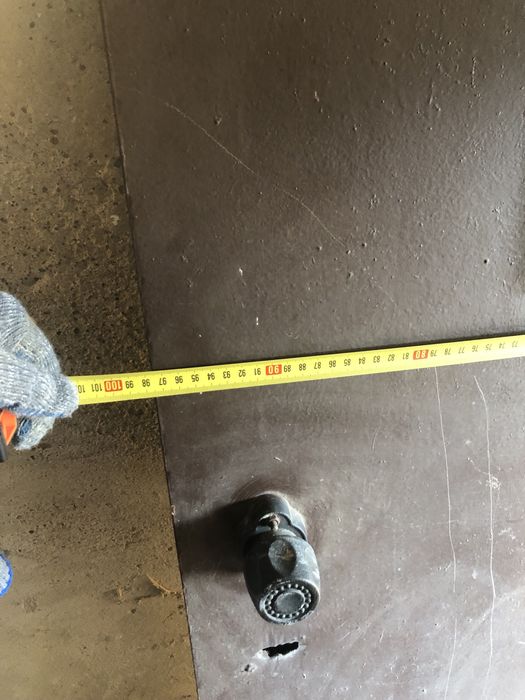 Металлическая дверь