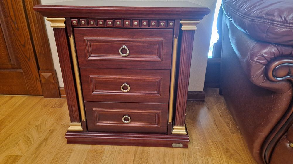 Тумба под телевизор