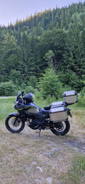 Vând/schimb cu auto Kawasaki Versys X300 2021 2 cilindri ABS