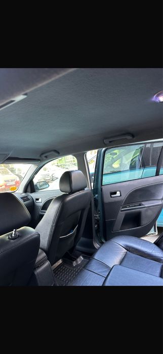 Ford Mondeo Ghia