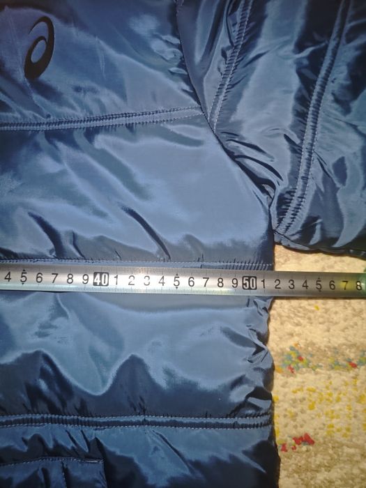 Geaca Asics barbati S/M pret fix